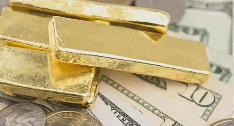 золото и доллары
